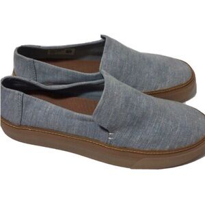 Toms Chambray blue fabric slip ons. Size 8.
